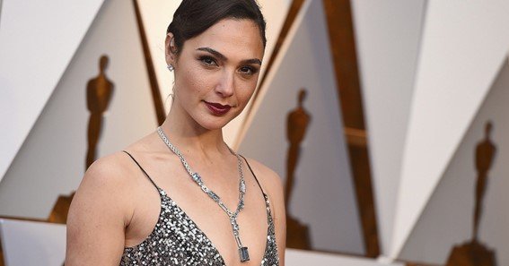 gal gadot religion